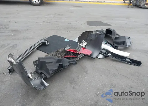 2021 Mercedes-Benz Glc 300 Suv z USA, uszkodzony, nr VIN W1N0G8DB3MV323059